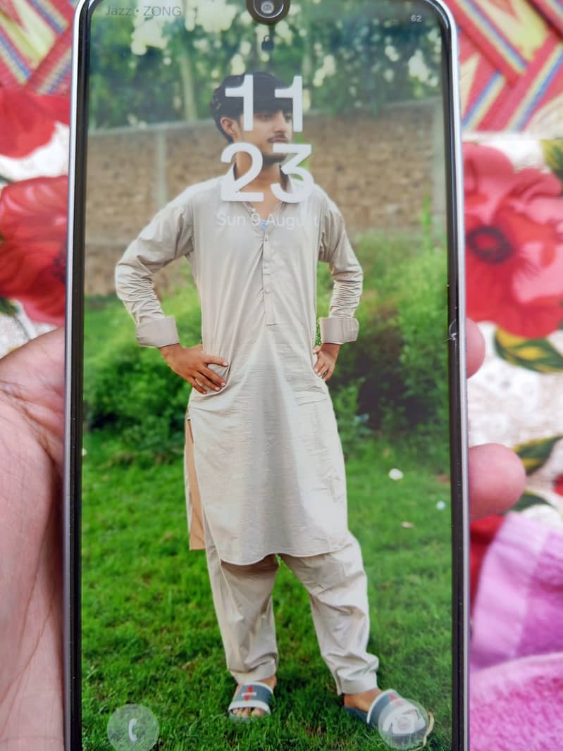 Mobile 1