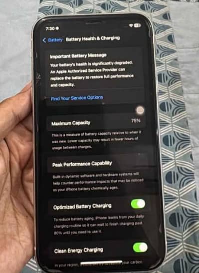 Apple iPhone 11 JV WATER PCK SIM TIME 4 MONTHS