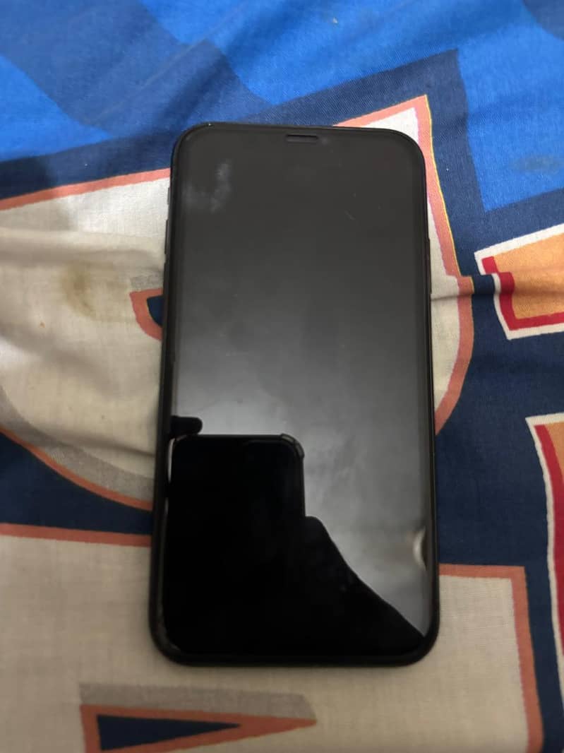 Apple iPhone 11 0