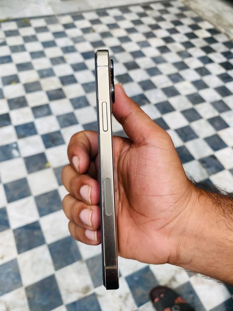 Apple iPhone 12 Pro 5