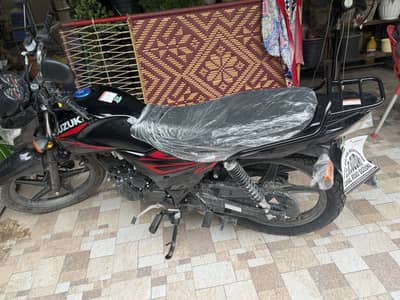 Hi I m selling Suzuki gr