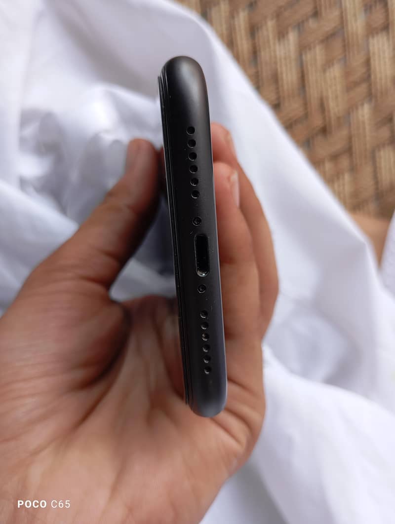 iPhone 11 JV 3