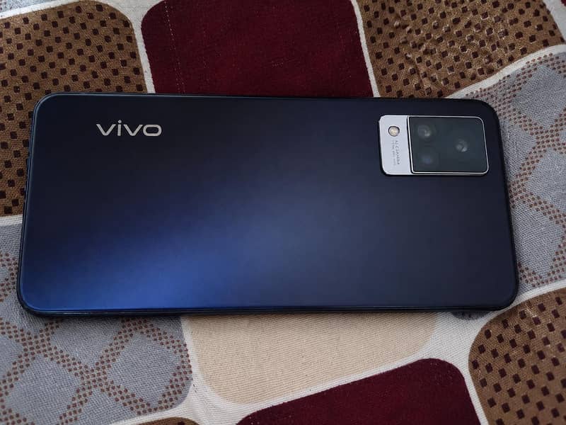 Vivo V21 0