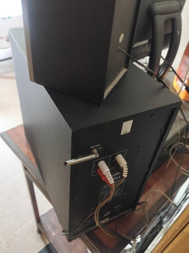 Audionic Buffer with 2 speakers Vision 4 4