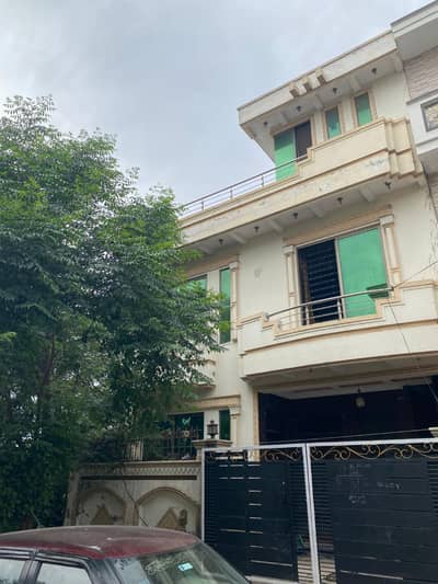 CORNER HOUSE 25x40 FOR SALE G-13/1 ISLAMABAD
