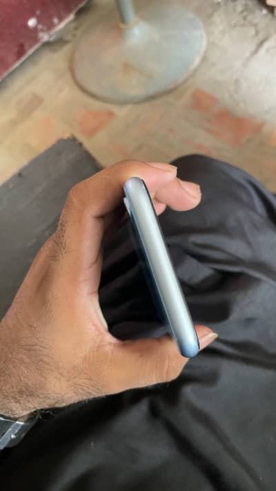 Apple iPhone XR