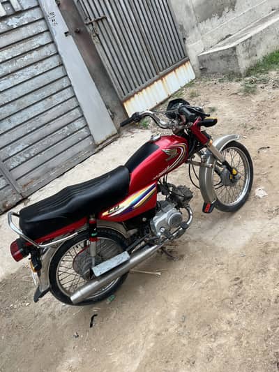 Bike for sale Honda cd 70 2015 model all okay good condition