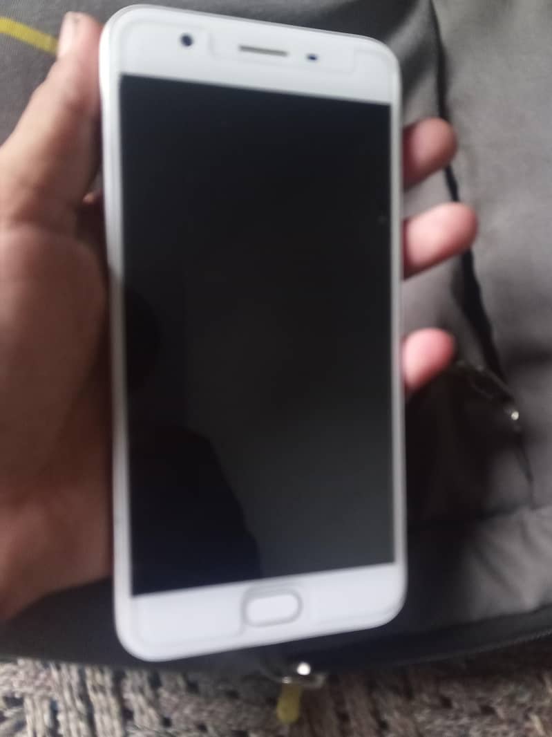 OPPO A57 6