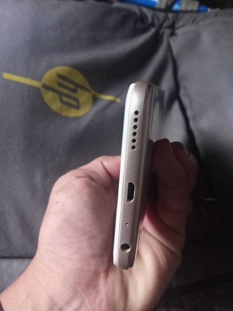 OPPO A57 9
