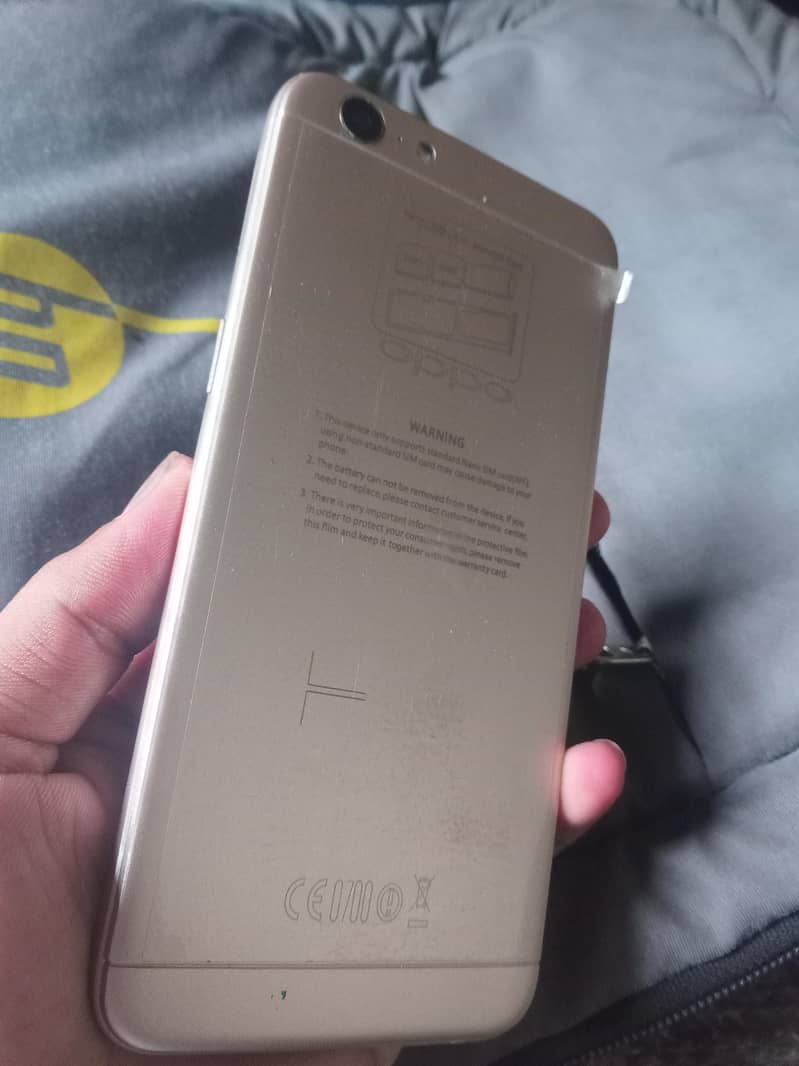 OPPO A57 11