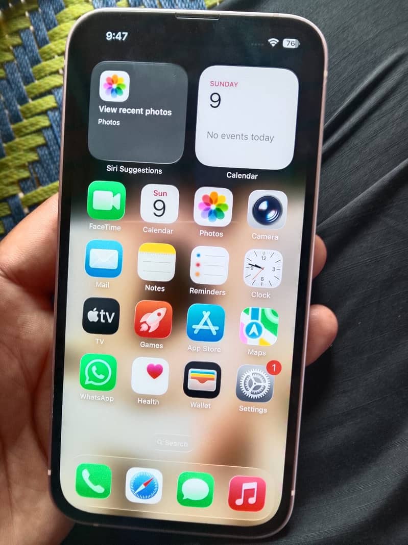 Apple iPhone 13 5