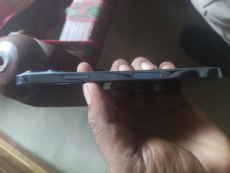 Apple iPhone 13 Pro Max 5