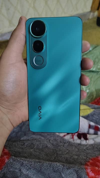 Vivo V50 Lite