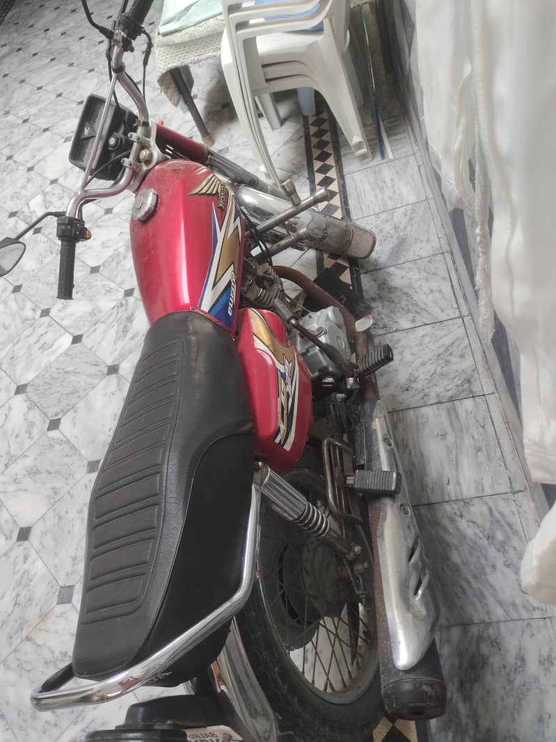 CG 125 2