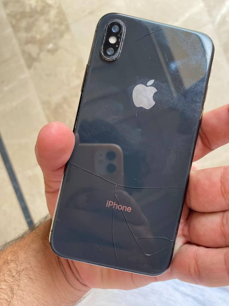 Apple iPhone X 3