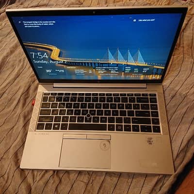 Hp G7 840 i7 10th  (i7-10810U)