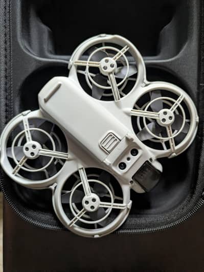 DJI Neo