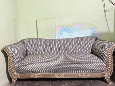 3 seater Sofa For sale
