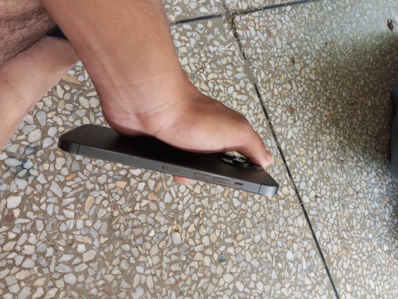 Apple iPhone 13 Pro Max 5