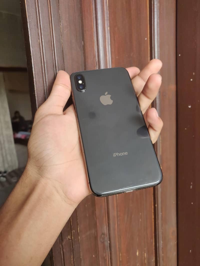 Apple iPhone X 12