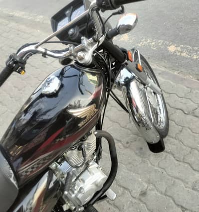 Honda CG 125 2024 | Total Genuine