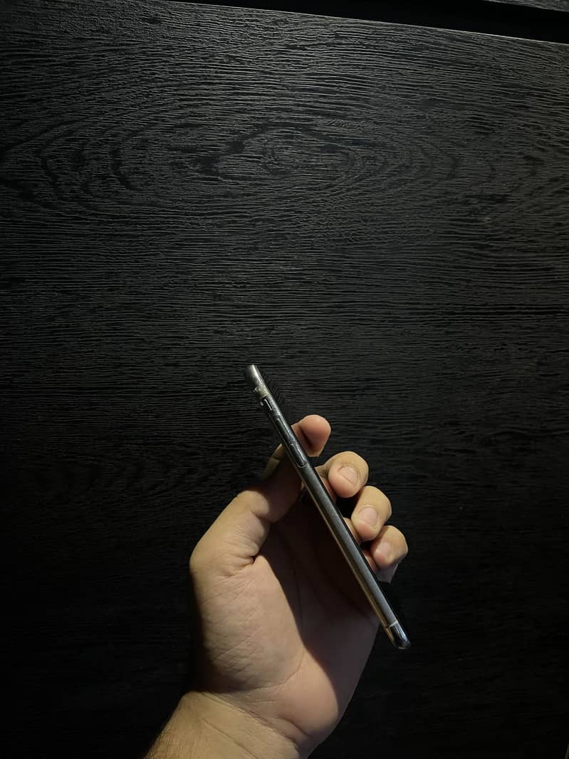 Apple iPhone X 2