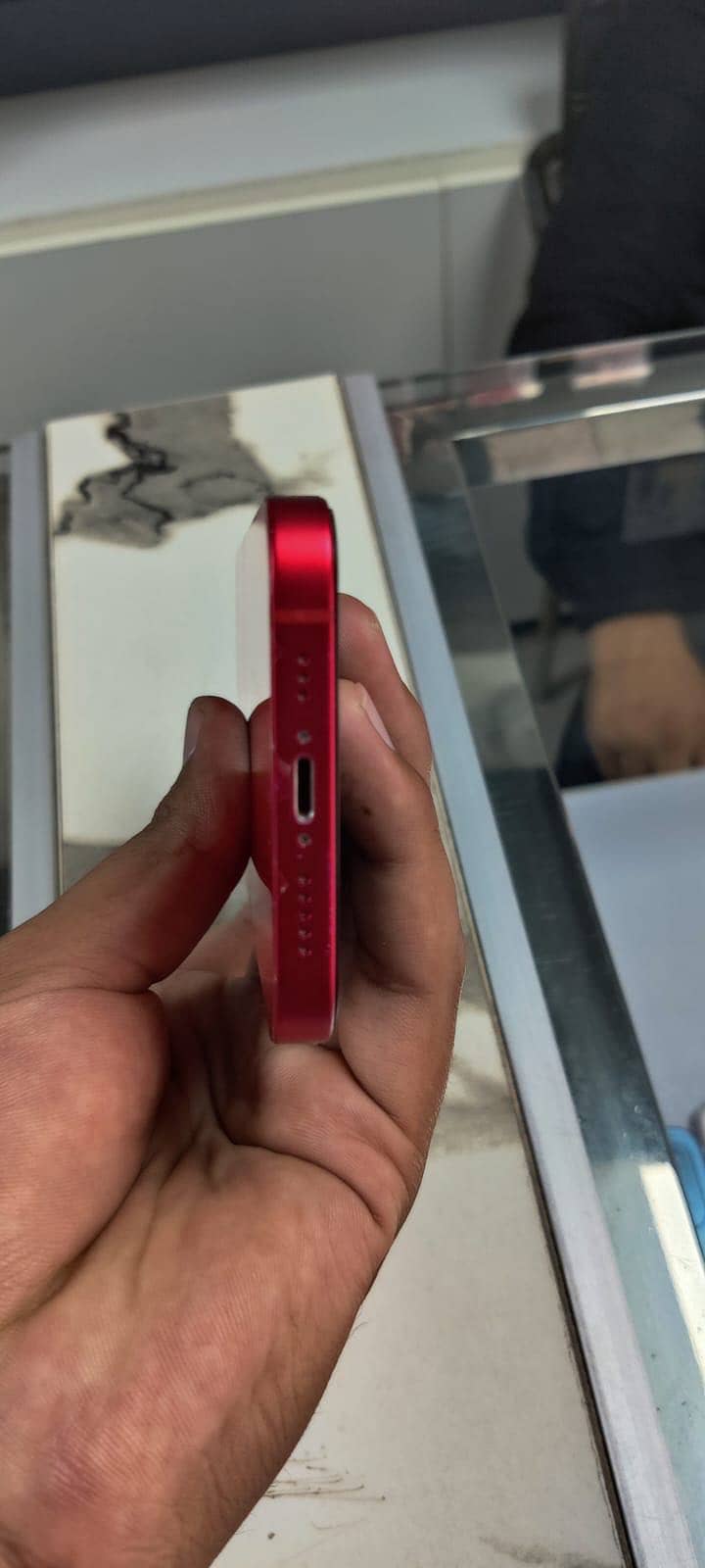 Apple iPhone 14 3
