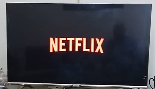 Ecostar 40 Inch LED - Model CX-40U870 Scratchless