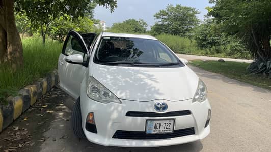 Toyota Aqua L 2013/17 model