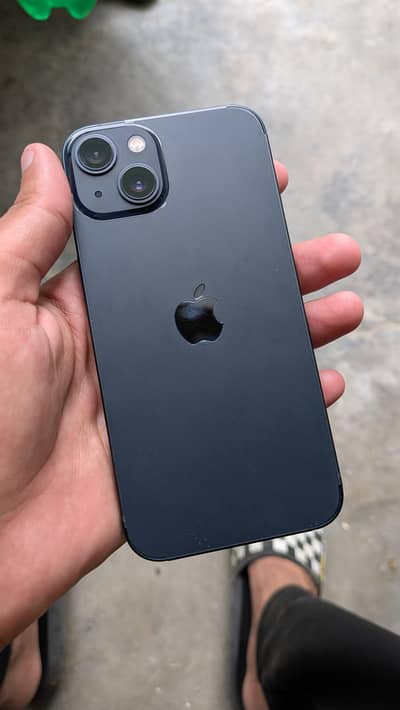 Apple iPhone 13