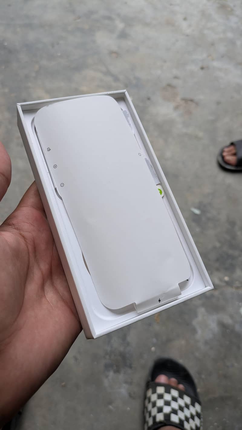 Apple iPhone 13 6