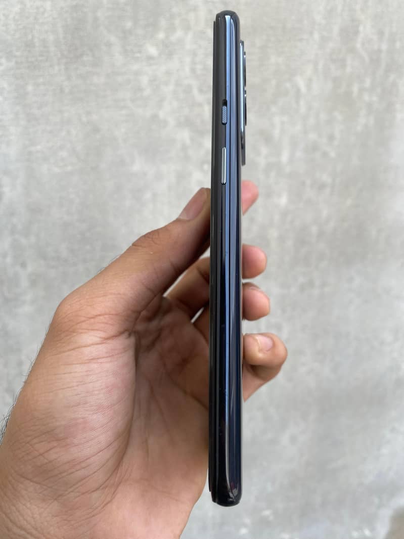 OnePlus 9 3