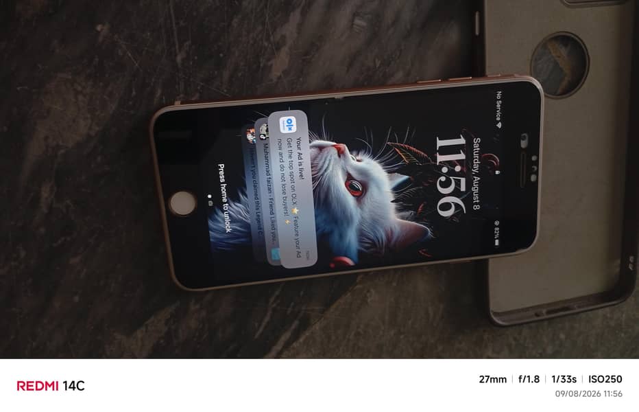 Apple iPhone 8 Plus 2