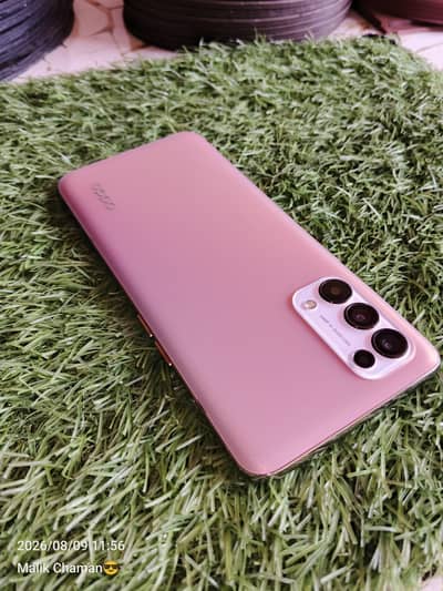 OPPO Reno5 Z
