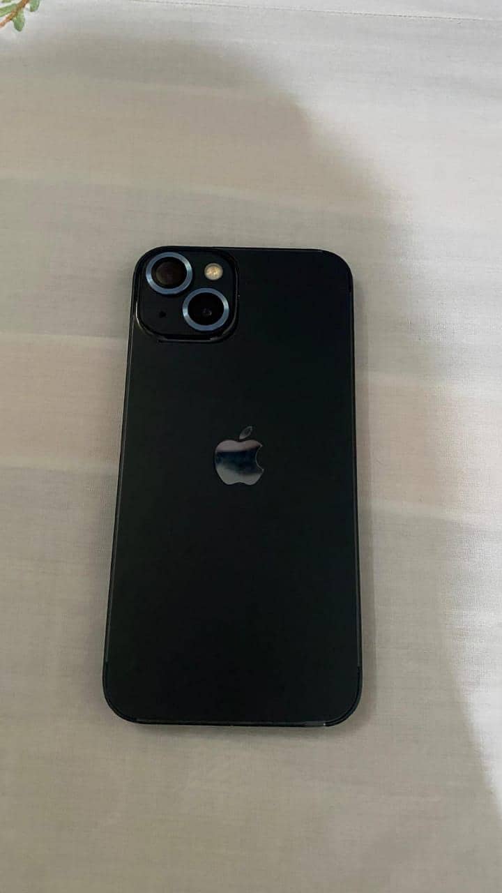 Apple iPhone 13 1