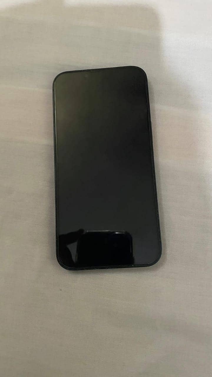 Apple iPhone 13 3