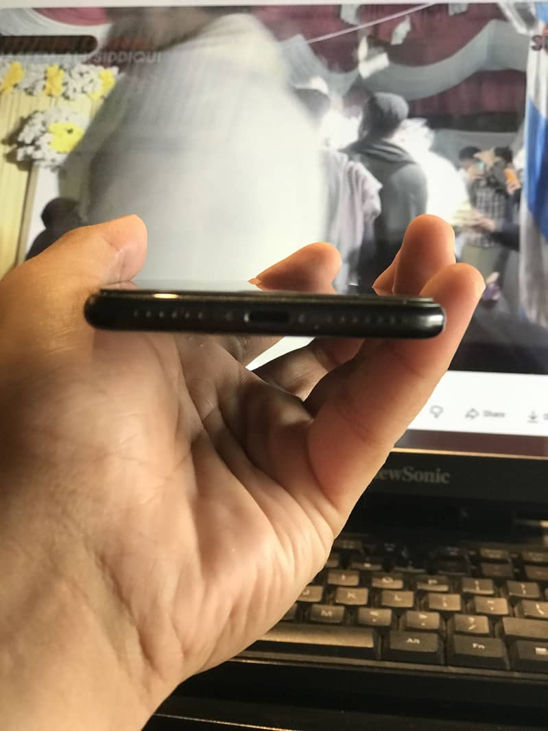 Apple iPhone SE 4
