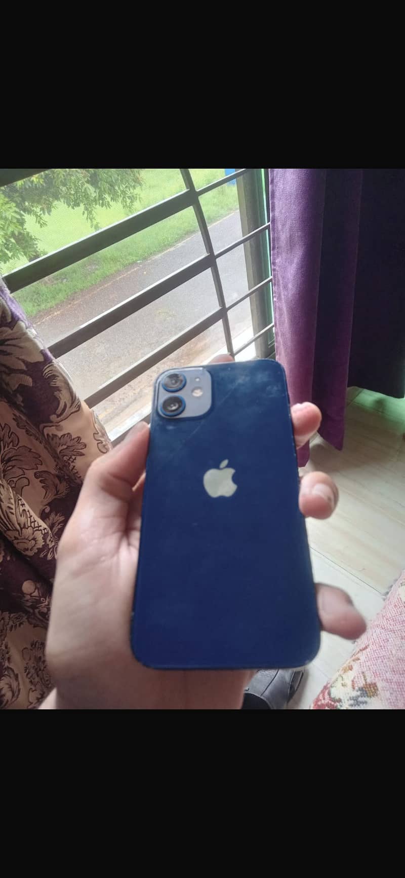 Apple iPhone 12 mini 3