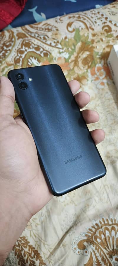 Samsung Mobile A04