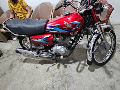 honda CG 125 2024 10/10 urgent sale