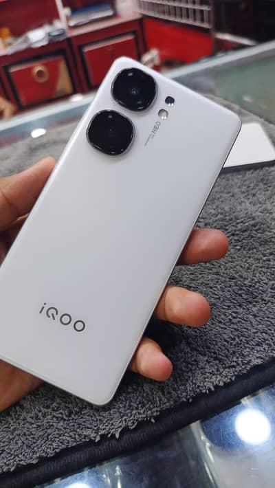 Vivo iQOO Neo