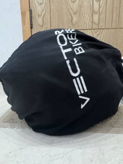 Vector helmet