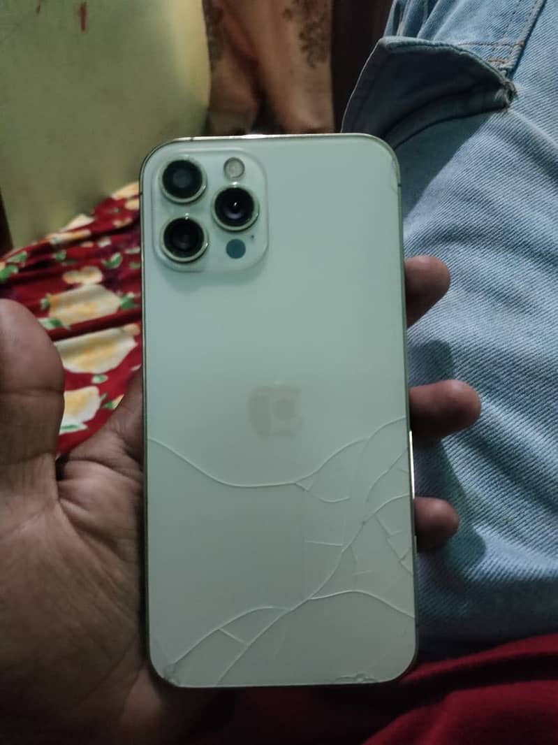 Apple iPhone 12 Pro Max 2