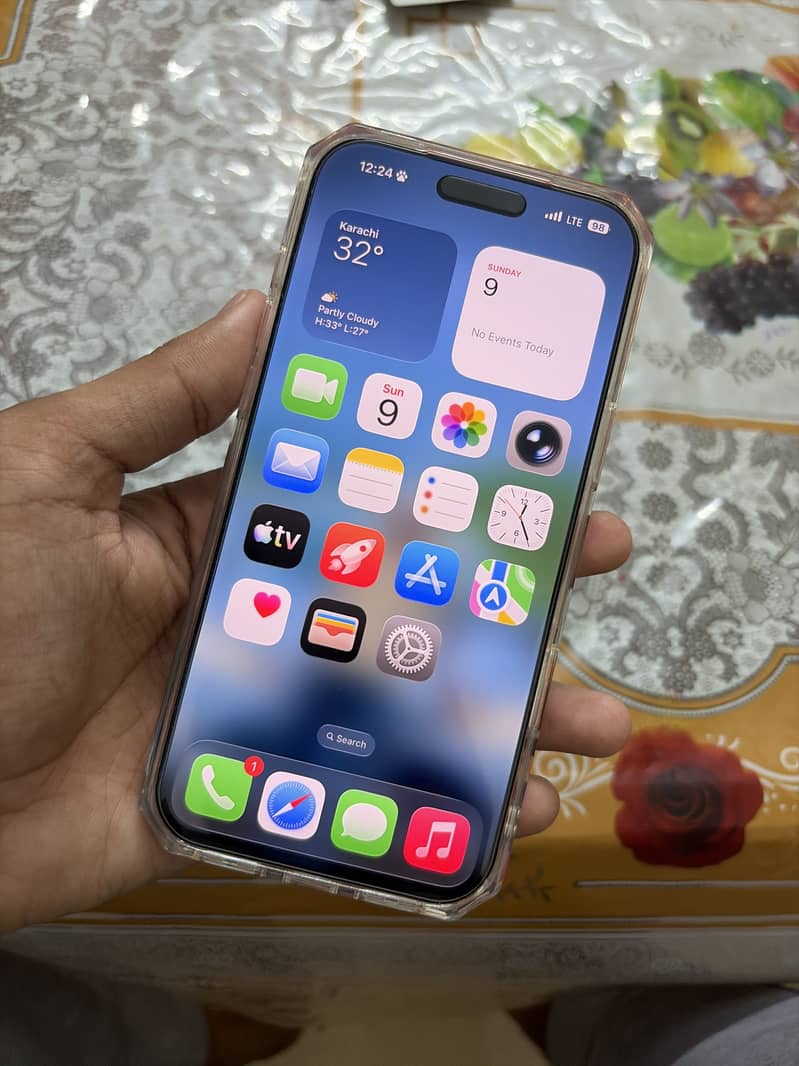 Apple iPhone 17 Pro Max 2
