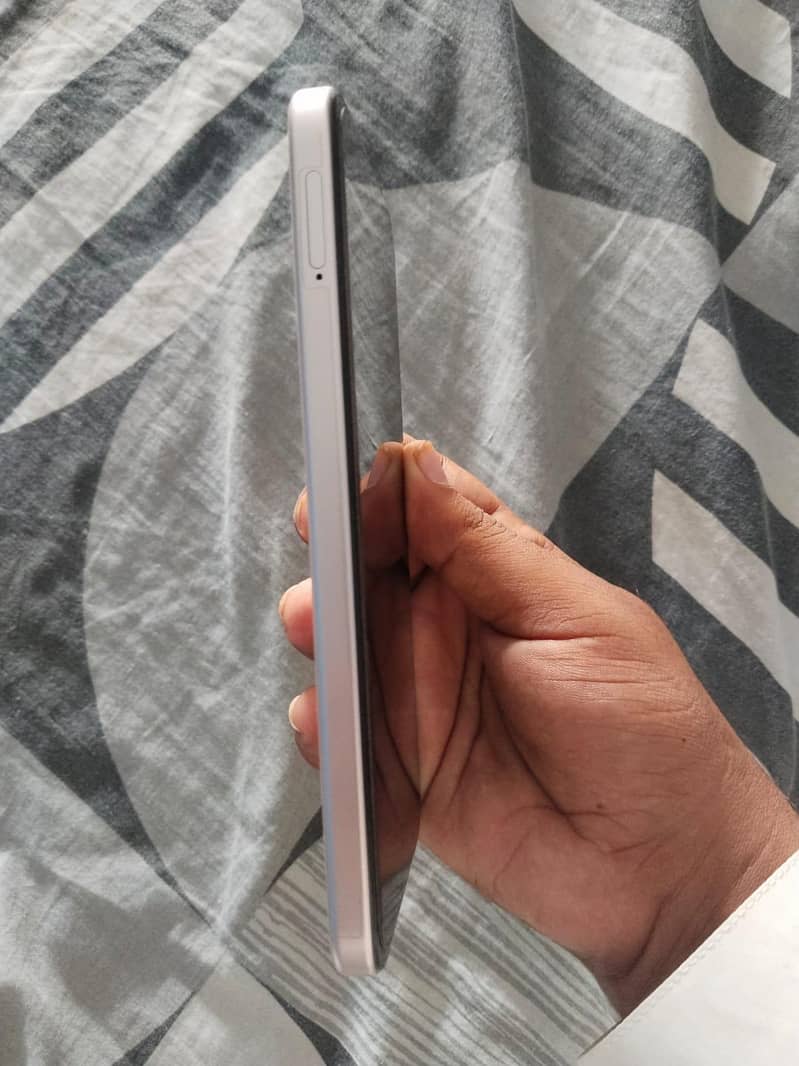 OPPO A6 2