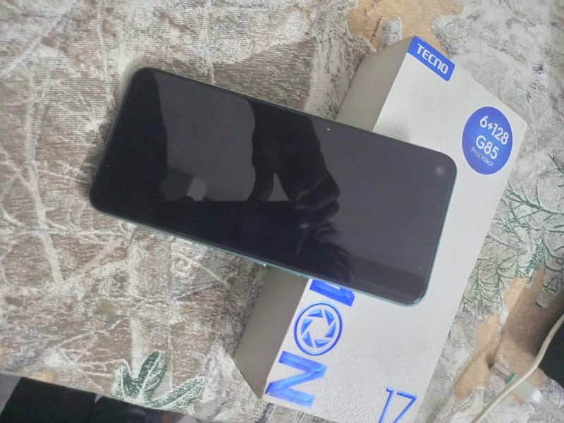 Tecno Camon 17 8