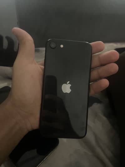 IPhone Se 2020 with Box for Sale.