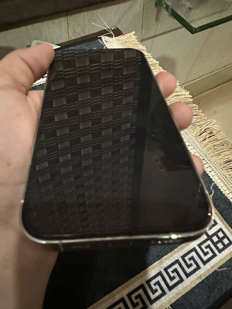 Iphone 14 pro 1