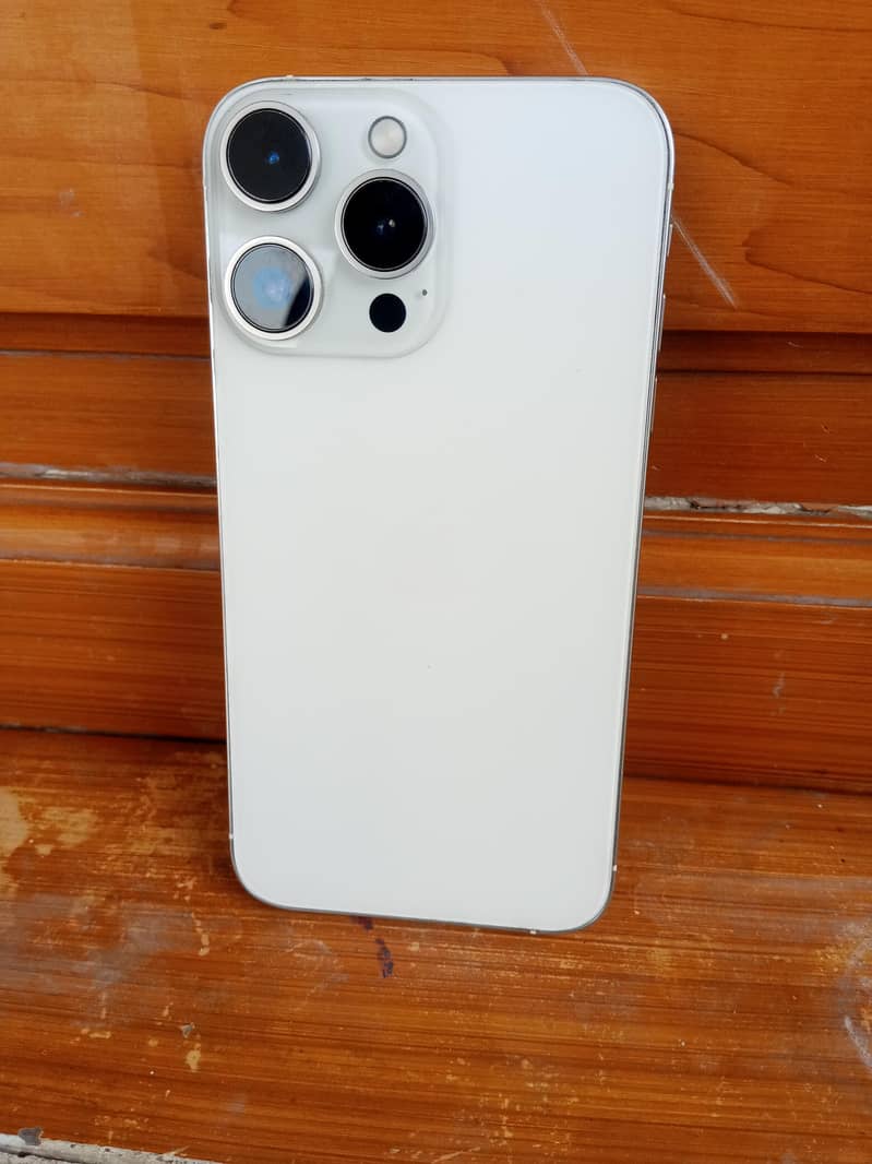Apple iPhone 13 Pro Max 8