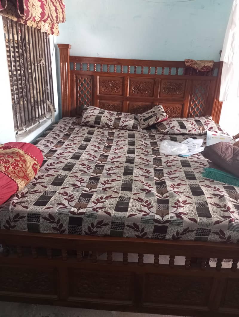 king size double bed 1